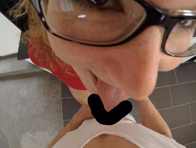 Izzy Mendosa Porno Video: POV  DELUXE