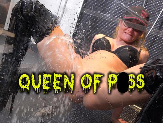 Izzy Mendosa Porno Video: Queen of Piss